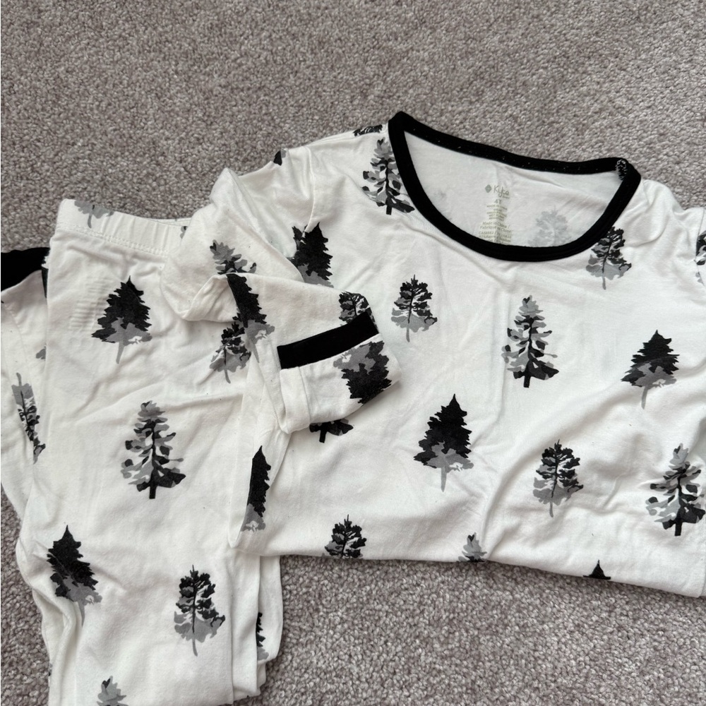 Kyte BABY Tree Print Pajama Set - Black and White